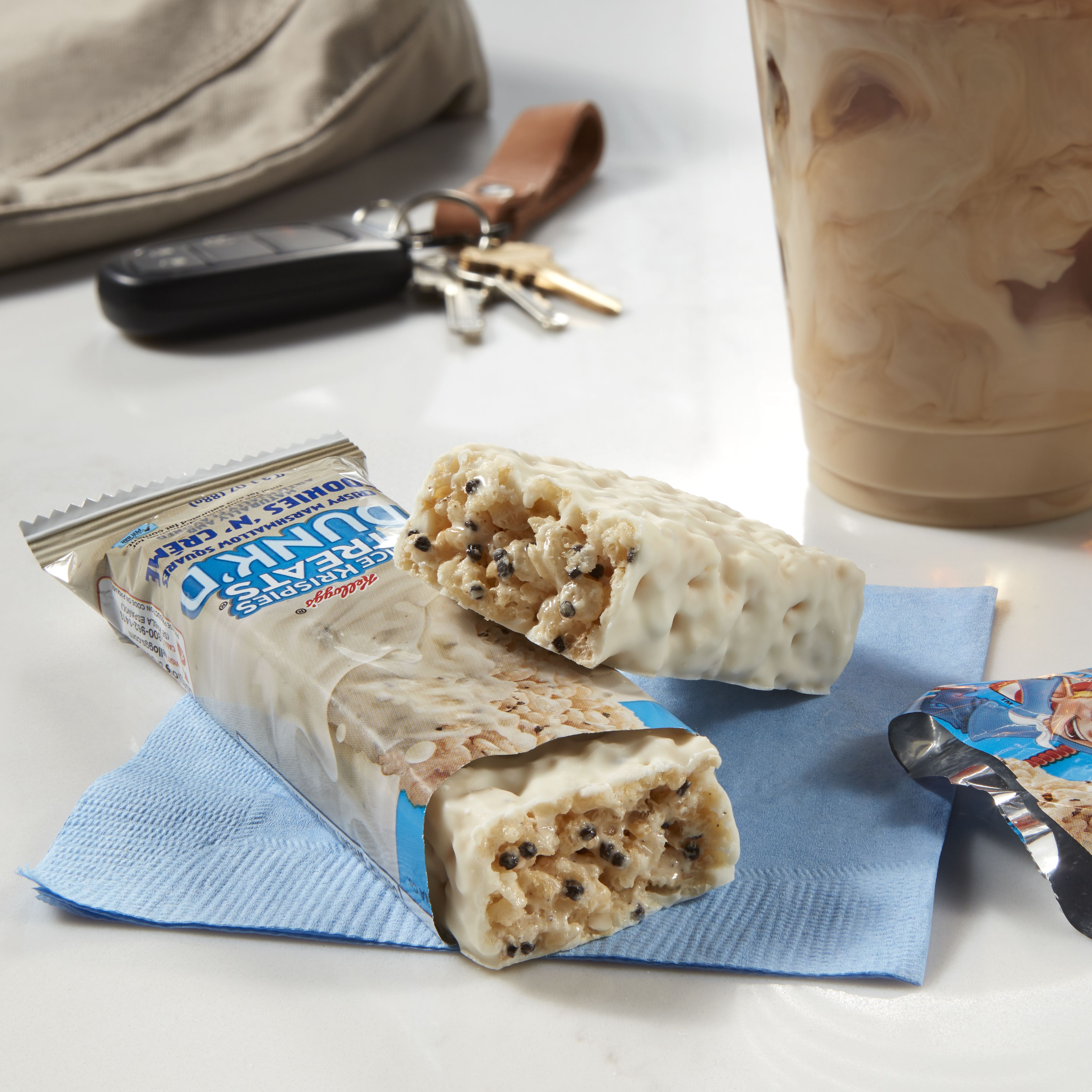 Kellogg's Rice Krispies Treats® DUNK’D Cookies ‘N’ Créme